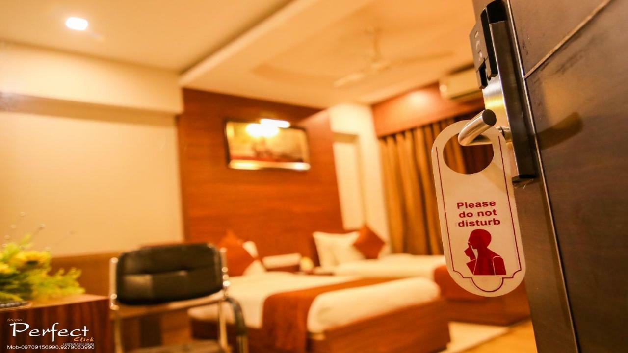 The Mahal Inn Jamshedpur Zewnętrze zdjęcie