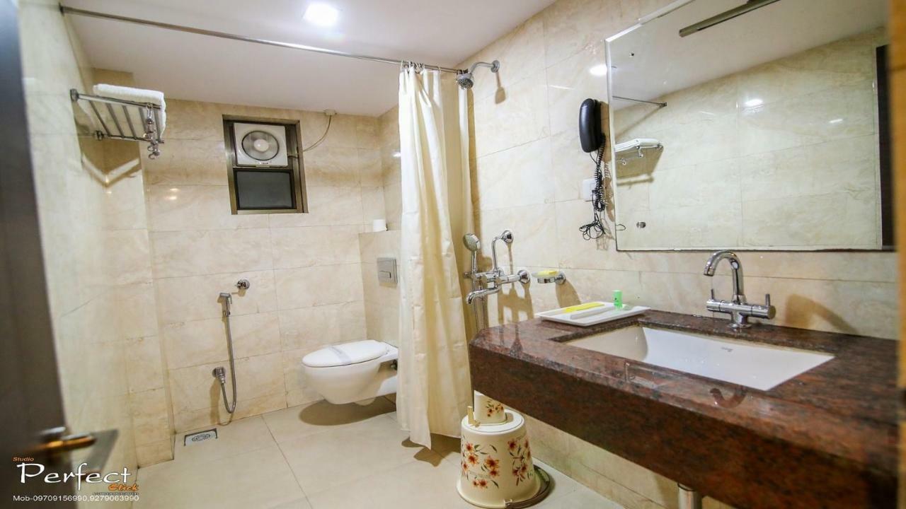 The Mahal Inn Jamshedpur Zewnętrze zdjęcie